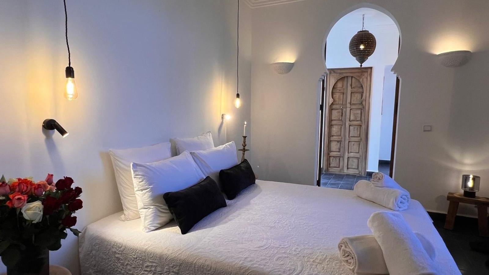 Mauresque Jardin Luxuriant Et Piscine Privee Marrakech * Marrakesh
