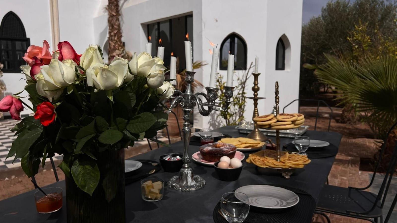 Mauresque Jardin Luxuriant Et Piscine Privee Marrakech Villa